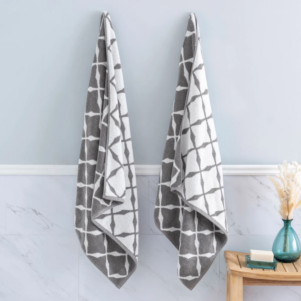 WelHome Jacquard Bath Towels, 2-pack